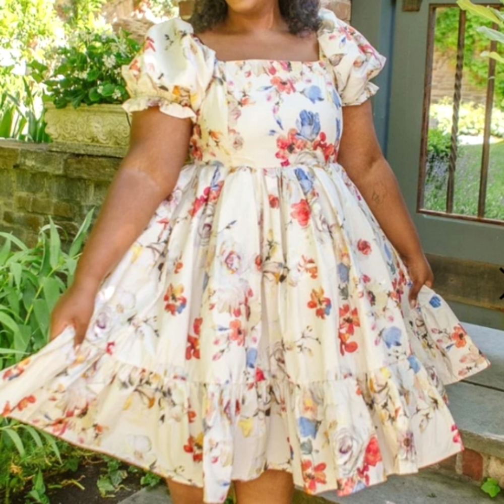 New Ivy City Coco Dress In Cream Floral XXL